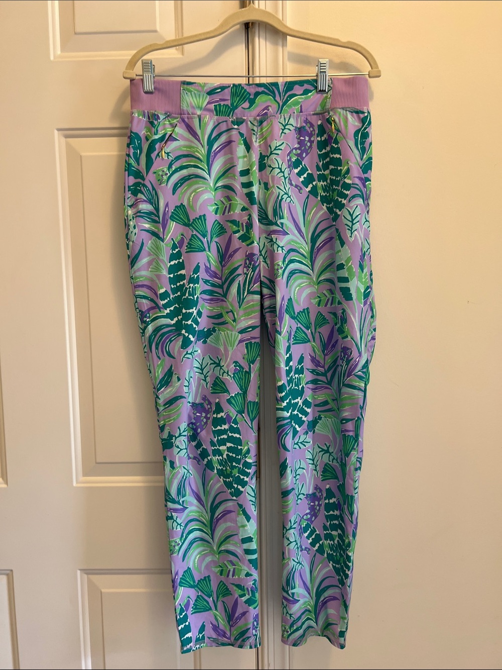 Lilly Pulitzer Run Around Luxletic UPF 50 size M